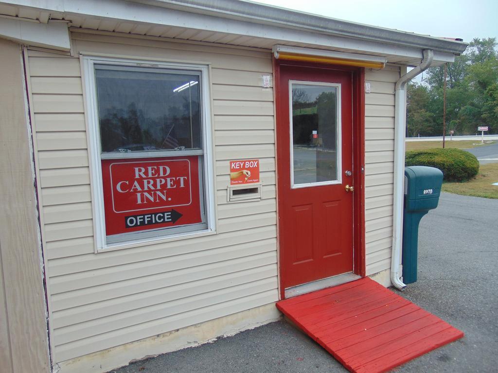 Red Carpet Inn Duncannon New Buffalo Zewnętrze zdjęcie